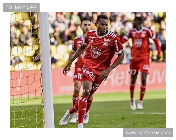 斯特拉斯堡与洛里昂握手言和 斯特拉斯堡与洛里昂握手言和